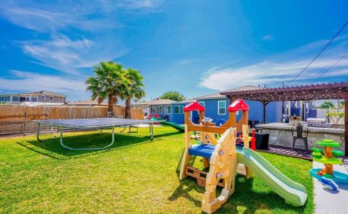 5132 Gardenia Ave, Long Beach CA  90807-1116 exterior