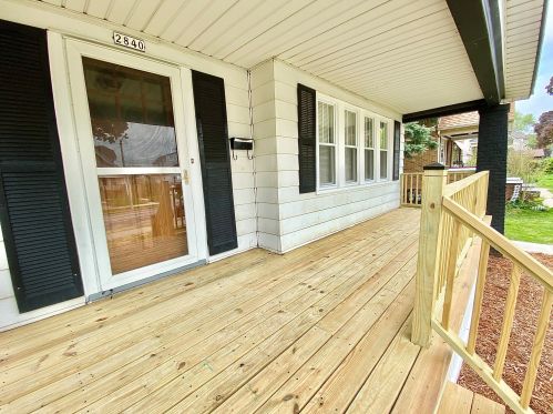 2840 15th St, Milwaukee, WI 53215-3711