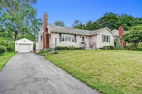 38 Denison Rd, Middletown, CT 06457-4602