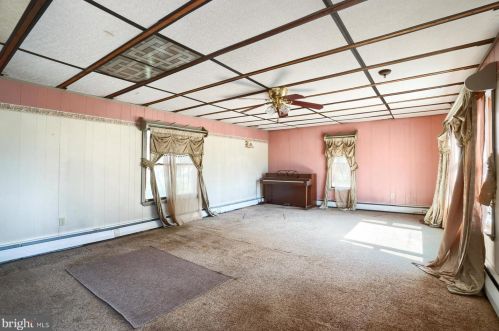 181 Buchert Rd, Gilbertsville, PA 19525-9148