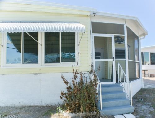 11581 Dogwood Ln, Fort Myers Beach FL  33931-7130 exterior