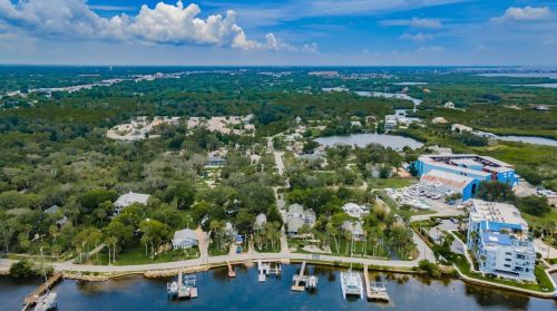 4832 Sunset Blvd, Port Richey FL  34668-6443 exterior