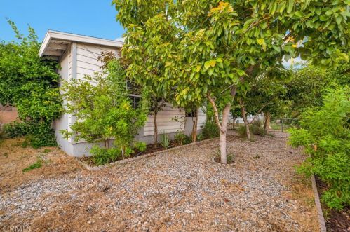 14833 Saticoy St, Van Nuys CA 91406-2129 exterior