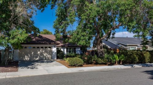 242 Luiseno Ave, Oceanside, CA 92057-4517