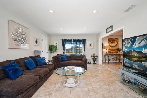 12785 Roswell Ave, Chino CA  91710-3043 exterior