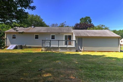 46 Mary Ellen Dr, Milford, CT 06460-6928