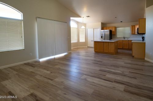 4212 Wahalla Ln, Glendale AZ  85308-2289 exterior