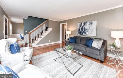 3027 Crane Dr, Falls Church VA  22042-3004 exterior