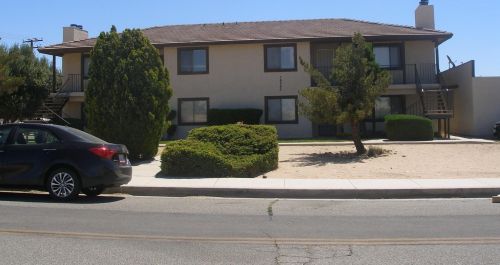 16585 Green Tree Blvd, Victorville, CA 92395-5663