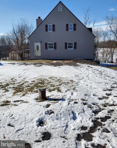 14801 Maryland Line Rd, Upton, PA 17225-9628