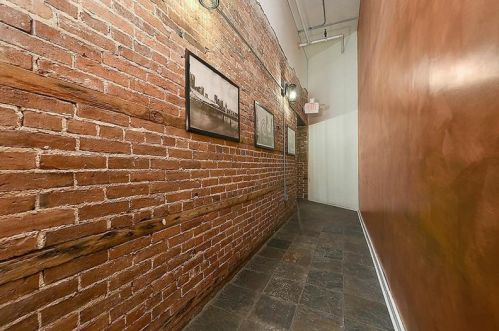 951 Liberty Ave, Pittsburgh PA  15222-3755 exterior