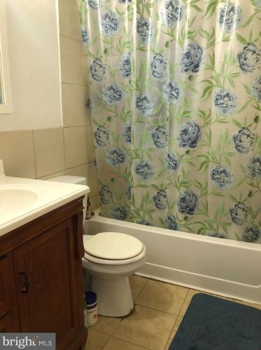 116 Monroe St, West Deptford NJ  08066-1341 exterior