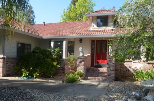 9765 Bond Rd, Elk Grove, CA 95624-9419