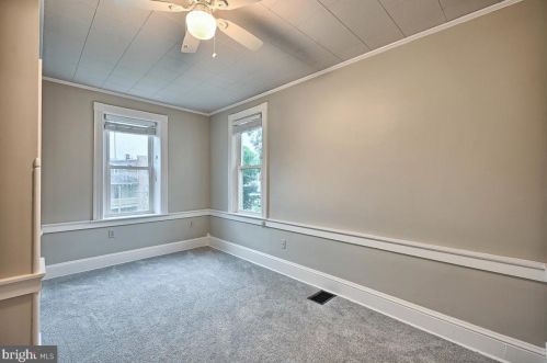 415 College Ave, Lancaster PA  17603-3319 exterior