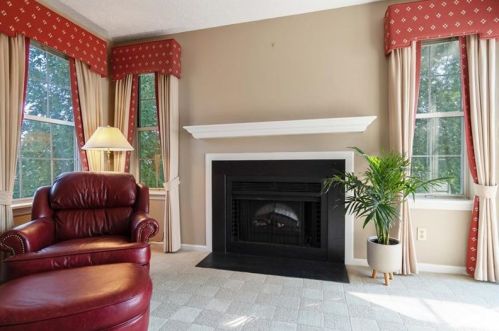 1535 Merion Ln, Oakmont PA  15139-1037 exterior