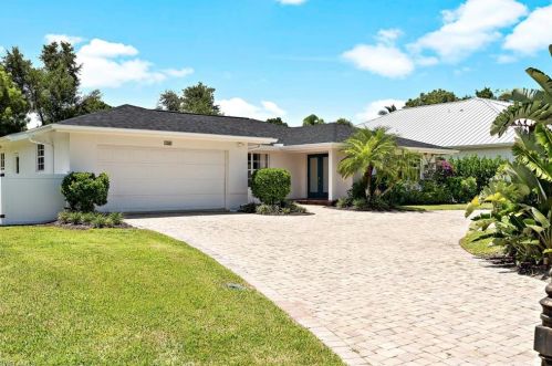 740 Orchid Dr, Naples FL  34102-5015 exterior