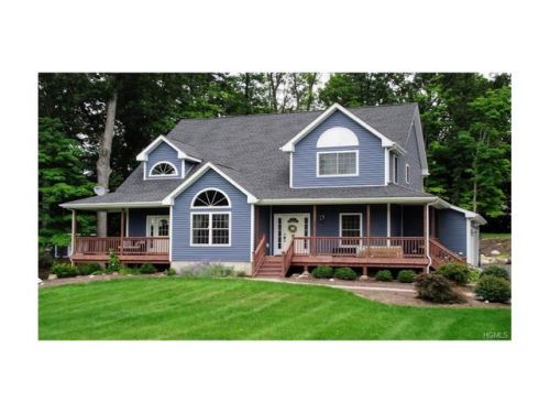 28 Danielle Ct, Montgomery, NY 12549-2506