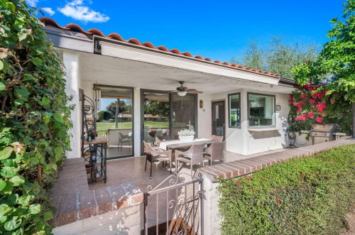 42 Durango Cir, Rancho Mirage CA  92270-4839 exterior