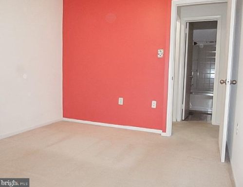 11907 Escalante Ct, Herndon VA  20191-1833 exterior