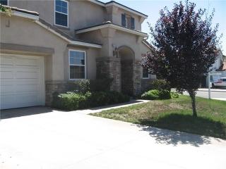 31717 Bottle Brush St, Winchester, CA 92596-8827