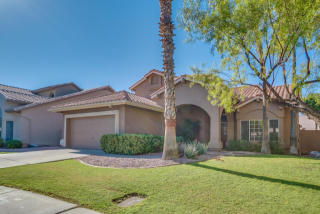 643 Comstock Dr, Gilbert, AZ 85233-5807