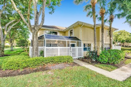 4603 Roxbury Ct, Boynton Beach, FL 33436-9070