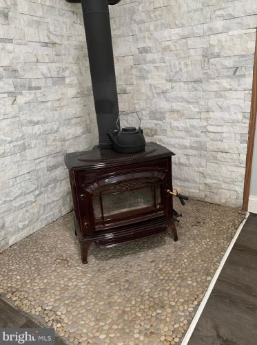 221 Monroeville Rd, Swedesboro NJ  08085-3450 exterior