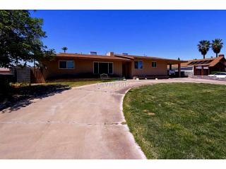 839 Park Ln, Henderson, NV 89015-5722