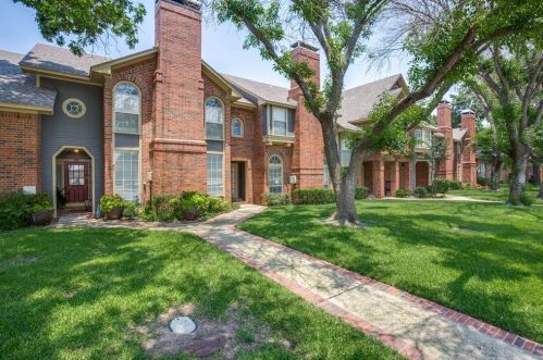 256 Cobblestone Row, Denton, TX 76207-7205