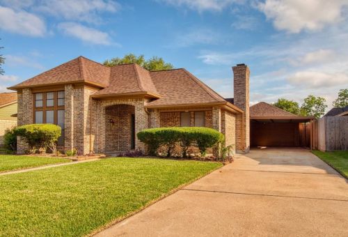702 Bradshire Ct, Deer Park, TX 77536-6117