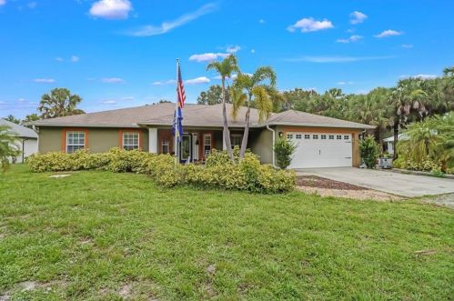 4845 20th Ave, Naples FL  34117-9125 exterior