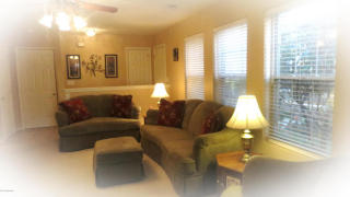 8473 Grand Trevi Dr, Louisville, KY 40228-4219