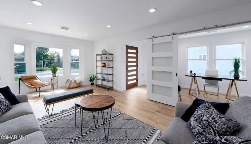 14363 Collins St, Van Nuys CA 91316-1030 exterior