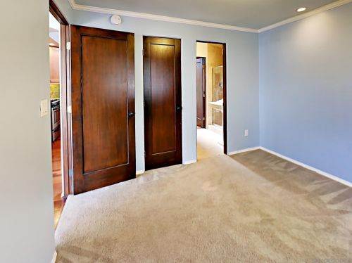 1660 Linwood St, San Diego CA 92110-2830 exterior