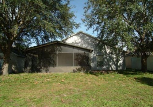 608 Gilmore Stage Rd, Orange City, FL 32763-6638