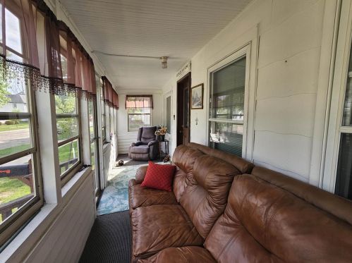 131 Carroll St, Portage WI  53901-1713 exterior