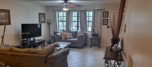 10749 11th St, Hollywood FL  33026-5922 exterior