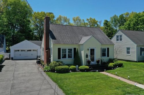 36 Marshall Rd, Manchester, CT 06040-4326