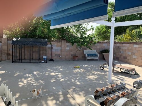 26607 Balerna Dr, Santa Clarita CA  91350-2305 exterior