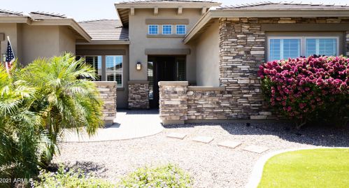 3685 Azalea Dr, Gilbert, AZ 85298-0413