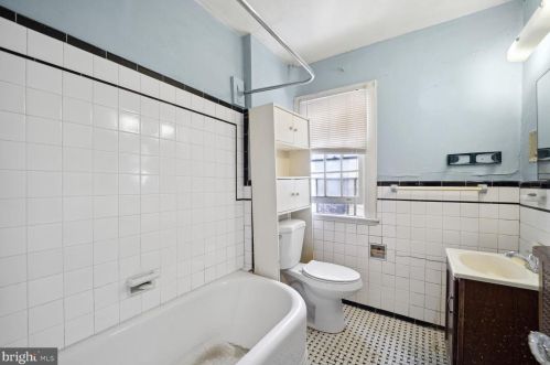 408 Ingraham St, Washington DC 20011-6625 exterior