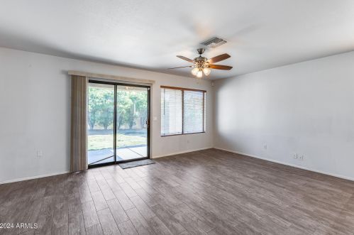 20441 36th Dr, Glendale, AZ 85308-2269