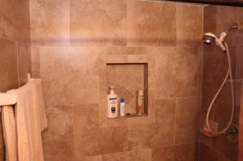 1220 Creekbottom Cir, Orlando FL 32825-7753 exterior