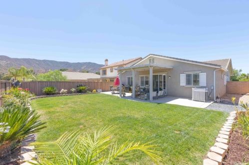 32600 San Clemente, Lake Elsinore CA  92530-0477 exterior