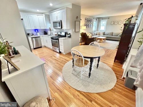35 Wilbur Henry Dr, Florence NJ  08518-2701 exterior