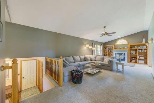 1116 Grandview Dr, Hudson WI  54016-1472 exterior