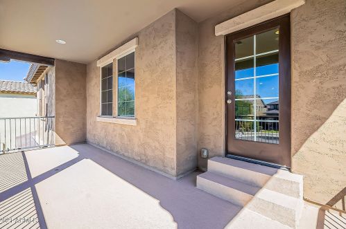 3942 Canyon Pl, Chandler AZ  85249-2075 exterior