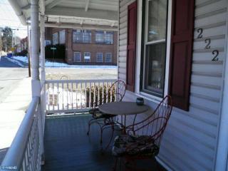 222 4th St, Emmaus, PA 18049-2718