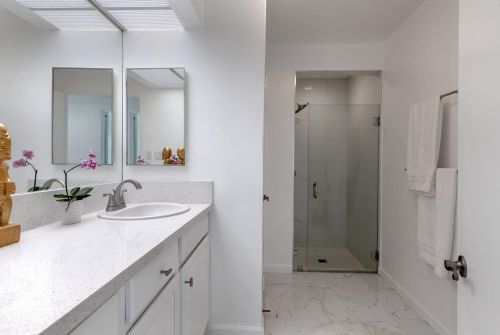 1848 Sandcliff Rd, Palm Springs CA  92264-4844 exterior