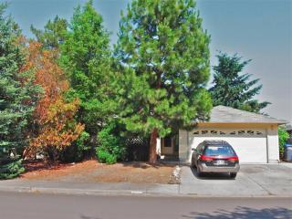 507 2nd St, Talent OR  97540 exterior